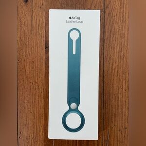 Apple AirTag Leather Loop in Aqua Blue New in Box